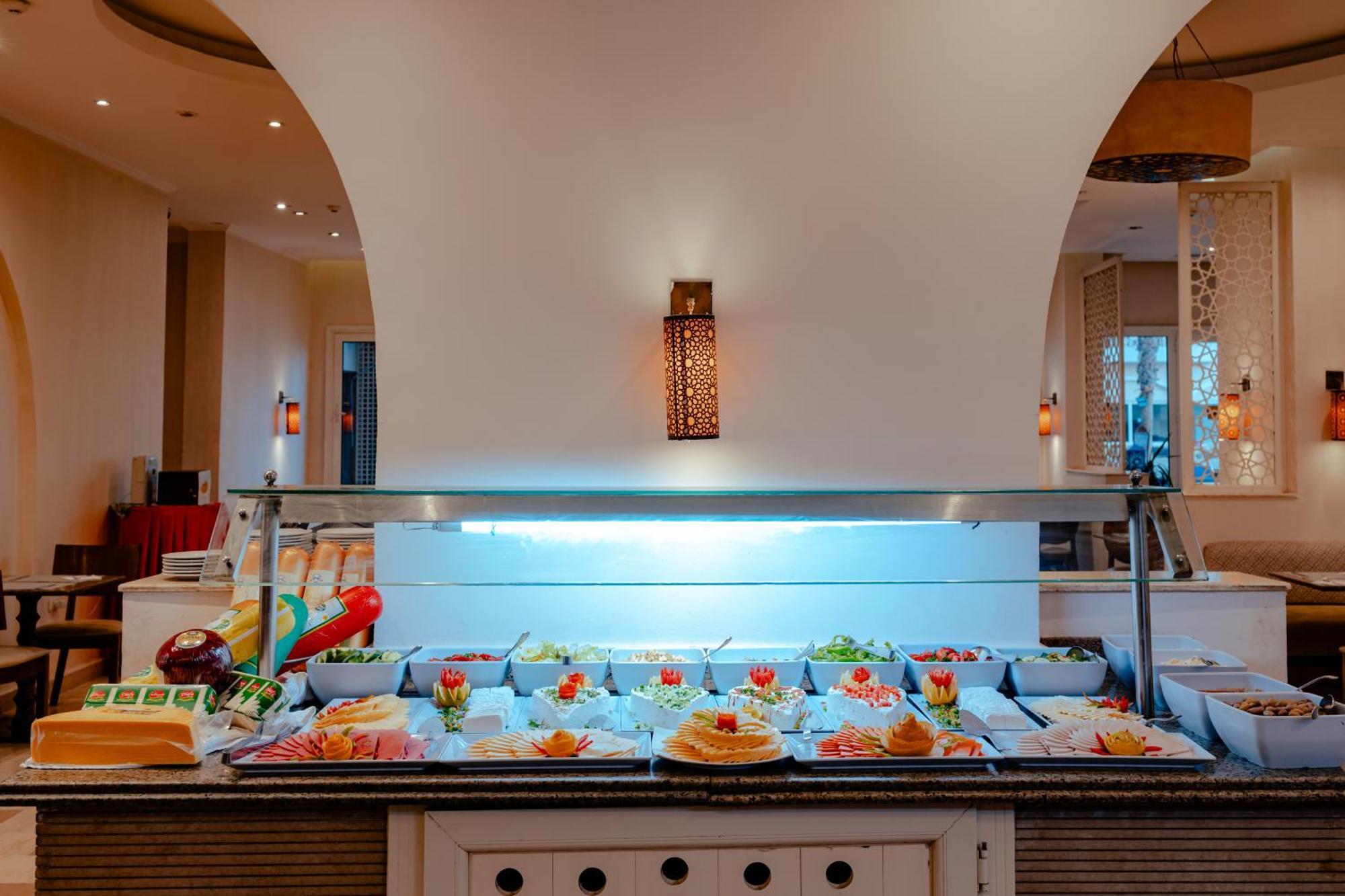 Royal Star Beach Resort Hurghada Exterior photo